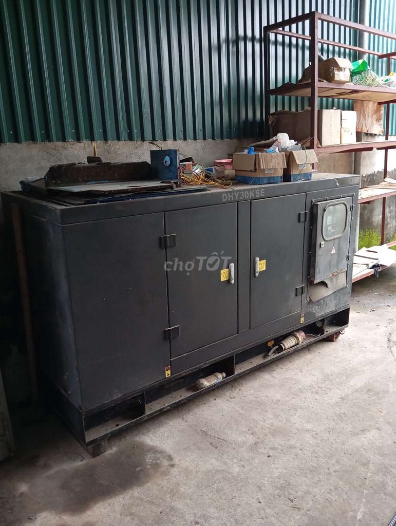 Máy phát điện 30kva 3 pha