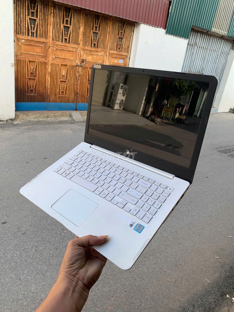 LG 15U560 i5-6200 15.6 inch 8GB/128GB. Mua bán Laptop tại Huyện Quế Võ Bắc Ninh được đăng bởi Luân hình 1