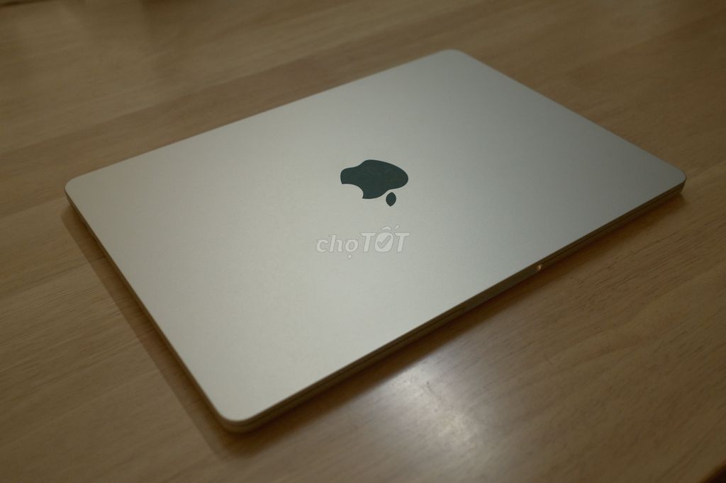 Apple MacBook Air M2 8GB Bạc Đã sử dụng. Mua bán Laptop tại Quận 1 Tp Hồ Chí Minh được đăng bởi Bảo Quyên Lý hình 1