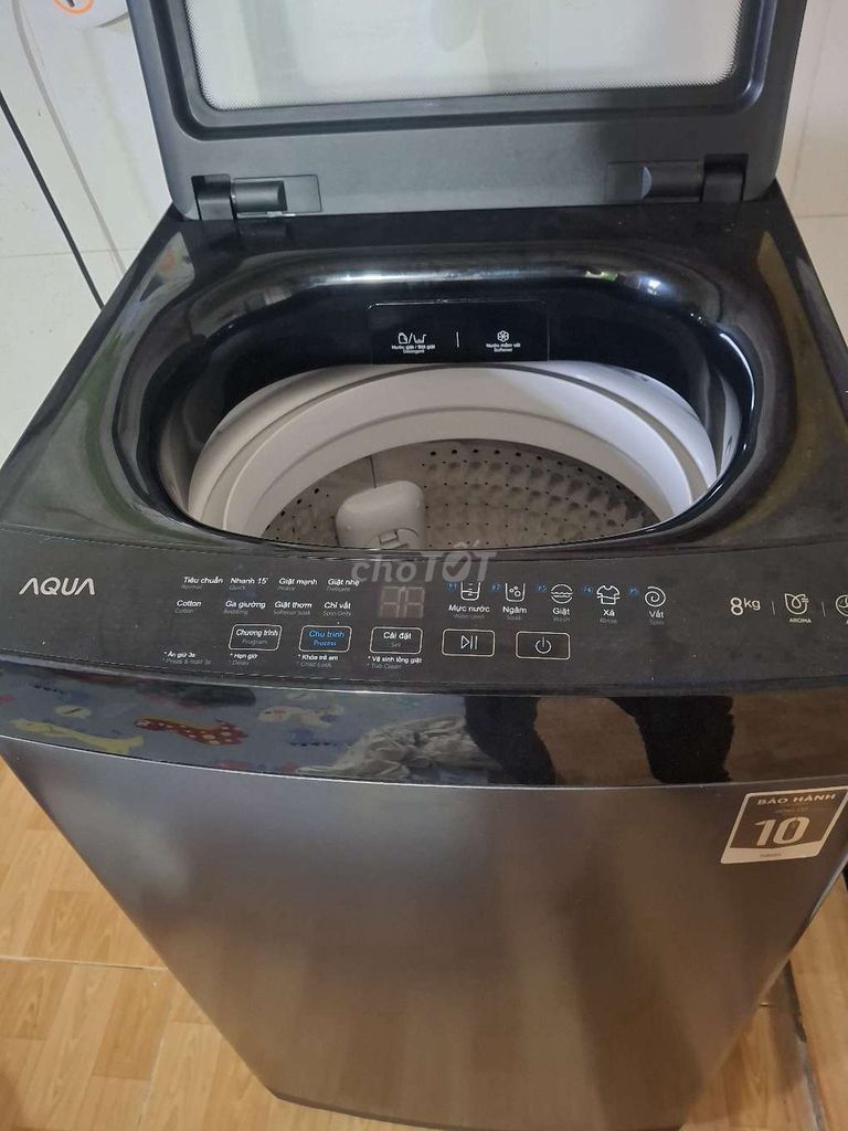 Máy giặt Aqua 8kg cửa trên Đen mới 99.9%. Mua bán Máy giặt tại Thành phố Phú Quốc Kiên Giang được đăng bởi Ta hình 1