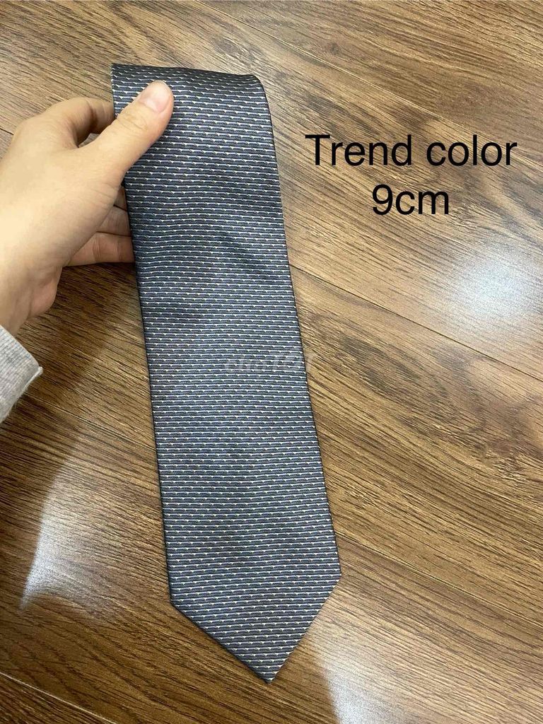 Cà vạt hiệu Trencolor