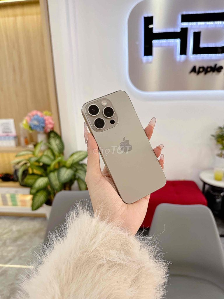iPhone 15 Pro 128GB. Mua bán Điện thoại tại Thành phố Đà Lạt Lâm Đồng được đăng bởi Ngọc Nhi  hình 1