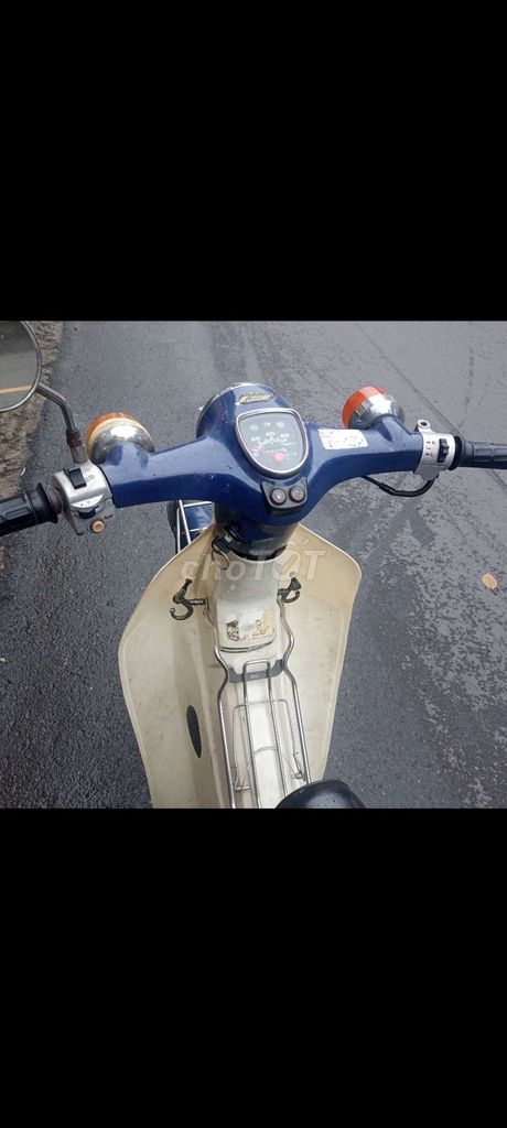 Honda Cub Fi 86 50 giấy tờ đầy đủ hợp lệ. Mua bán Xe máy tại Quận 10 Tp Hồ Chí Minh được đăng bởi văn phúc  hình 1