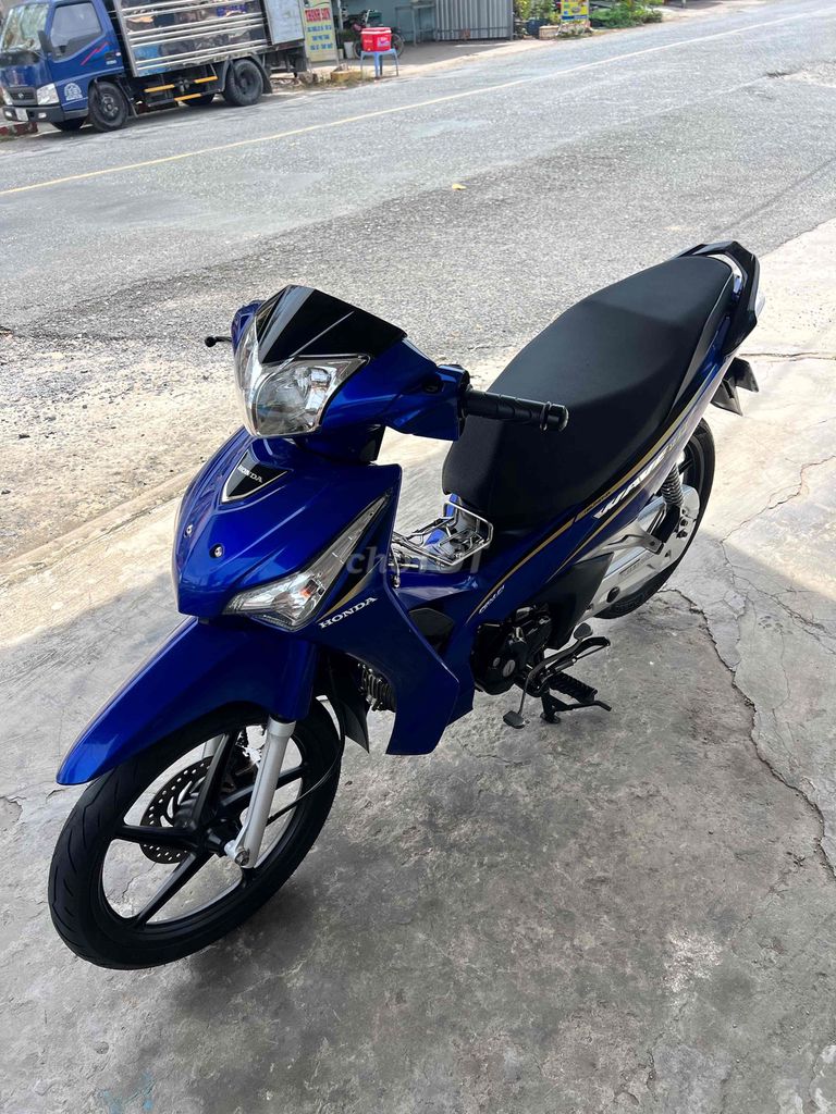 Wave i Thái 2017 xe đẹp Máy Zin ( trả góp). Mua bán Xe máy tại Huyện Lai Vung Đồng Tháp được đăng bởi Cửa Hàng Xe Gắn Máy PHONG uy tín hình 4