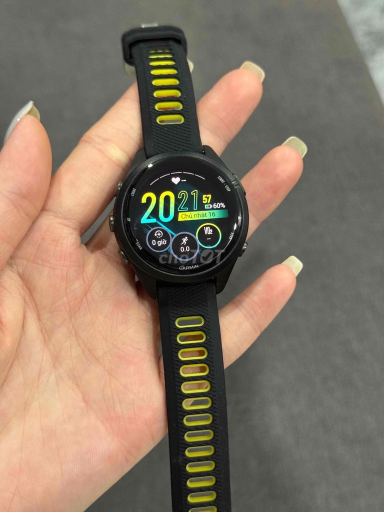 Garmin Forerunner 265s 41mm Đen, Vàng. Mua bán Thiết bị đeo thông minh tại Quận 8 Tp Hồ Chí Minh được đăng bởi Quỳnh Như hình 1
