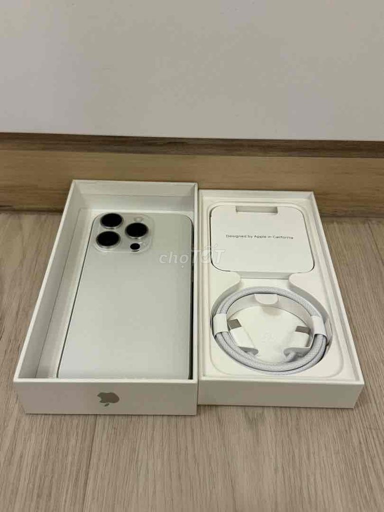 iphone 15 ProMax 256 titan trắng Fullbox BH 10T