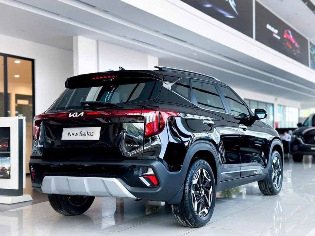 KIA NEW SELTOS - страховка кузова в подарок - скидка наличными