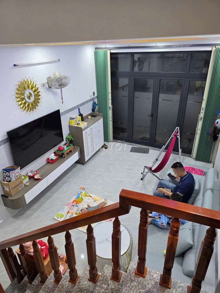 Nhà hẻm cạn lê hồng phong - trung tâm quy nhơn Nhà hẻm cạn lê hồng phong - trung tâm quy nhơn