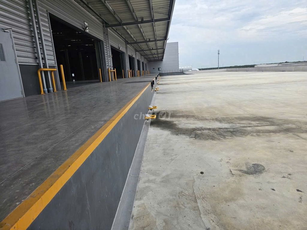 CHO THUÊ NHÀ XƯỞNG KCN LONG HẬU – CẦN GIUỘC, LONG AN (TÂY NINH MỚI)