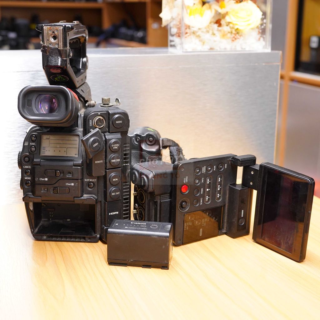 Máy quay phim Canon C300 Mark II Cũ, hoạt động tốt. Mua bán Máy ảnh, Máy quay tại Quận Tân Bình Tp Hồ Chí Minh được đăng bởi tô minh hoàng hình 1