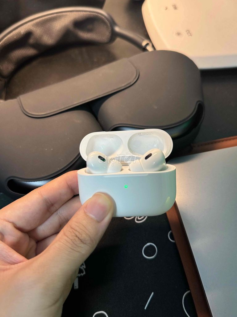 Tai nghe Apple Airpods Pro 2 Type C. Mua bán Tivi, Âm thanh tại Thành phố Biên Hòa Đồng Nai được đăng bởi Quân Hoàng hình 1