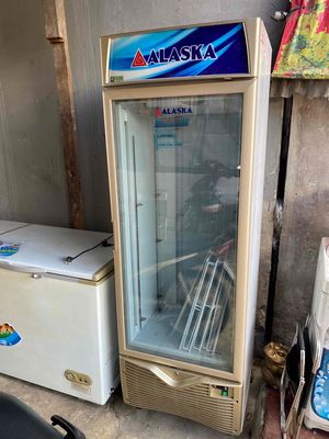 thanh lý tủ đông đứng alaka 400L đang sử dụng. Mua bán Tủ lạnh tại Quận Tân Phú Tp Hồ Chí Minh được đăng bởi mai oanh