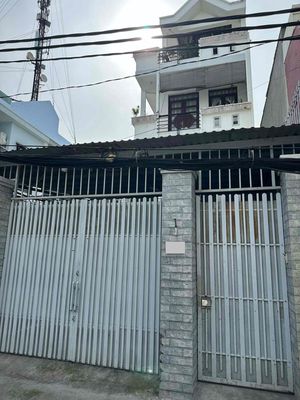Bán gấp nhà: 6,8x22,3 lầu mặt tiền hẻm xe tải đường Nguyễn Thị Thập,Q7