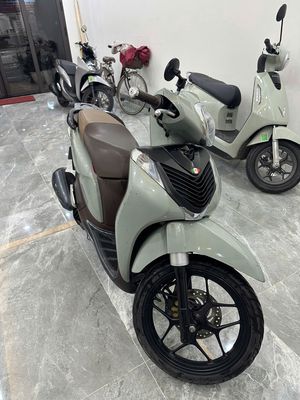 Chính chủ cần bán SHmode xe đẹp ko lỗi lầm Gdtt HN. Mua bán Xe máy tại Quận Hà Đông Hà Nội được đăng bởi Khiêm Nguyễn