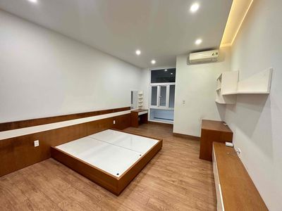 Cho thuê Mặt Bằng 1 hầm 2 lầu Mặt tiền đường Phạm Ngọc Thạch 20 triệu. Cho thuê văn phòng, mặt bằng kinh doanh tại Thành phố Thủ Dầu Một Bình Dương được đăng bởi Vũ Mão