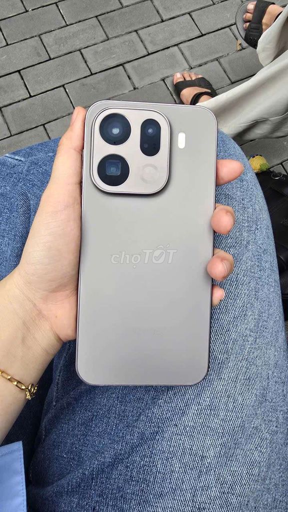 OPPO FIND X9 PRO 12GB/256GB NÂU LIKENEW FULLBOX. Mua bán Điện thoại tại Thành phố Thủ Đức Tp Hồ Chí Minh được đăng bởi Hải Đăng hình 1