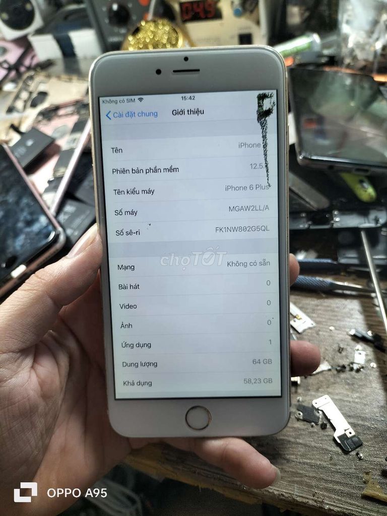 6plus 64gb còn vân màn mực...400k