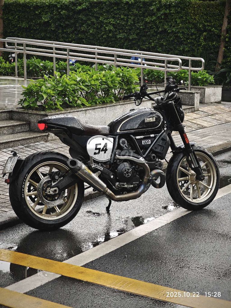 Ducati cafe racer chưa từng ra khỏi thành phố. Mua bán Xe máy tại Thành phố Thủ Đức Tp Hồ Chí Minh được đăng bởi Tonkin hình 6