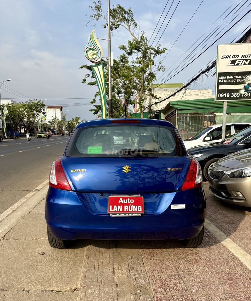 Suzuki Swift 2017 1.4 AT - 82000 km