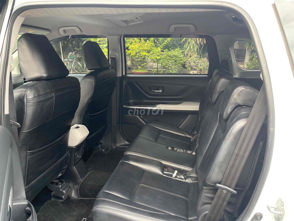 Toyota Veloz Cross Top xe hãng bán có thương lượng. Mua bán Ô tô tại Quận Tân Phú Tp Hồ Chí Minh được đăng bởi TRƯƠNG THANH TUYỀN hình 9