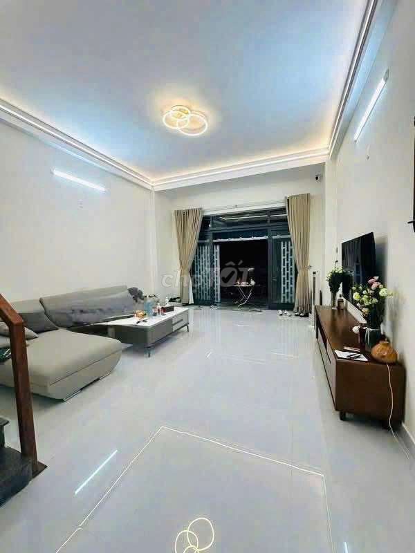 Аренда · 3 комн. · 85 м² · Quận Hải Châu, ул. Đường Ngô Thị Liễu