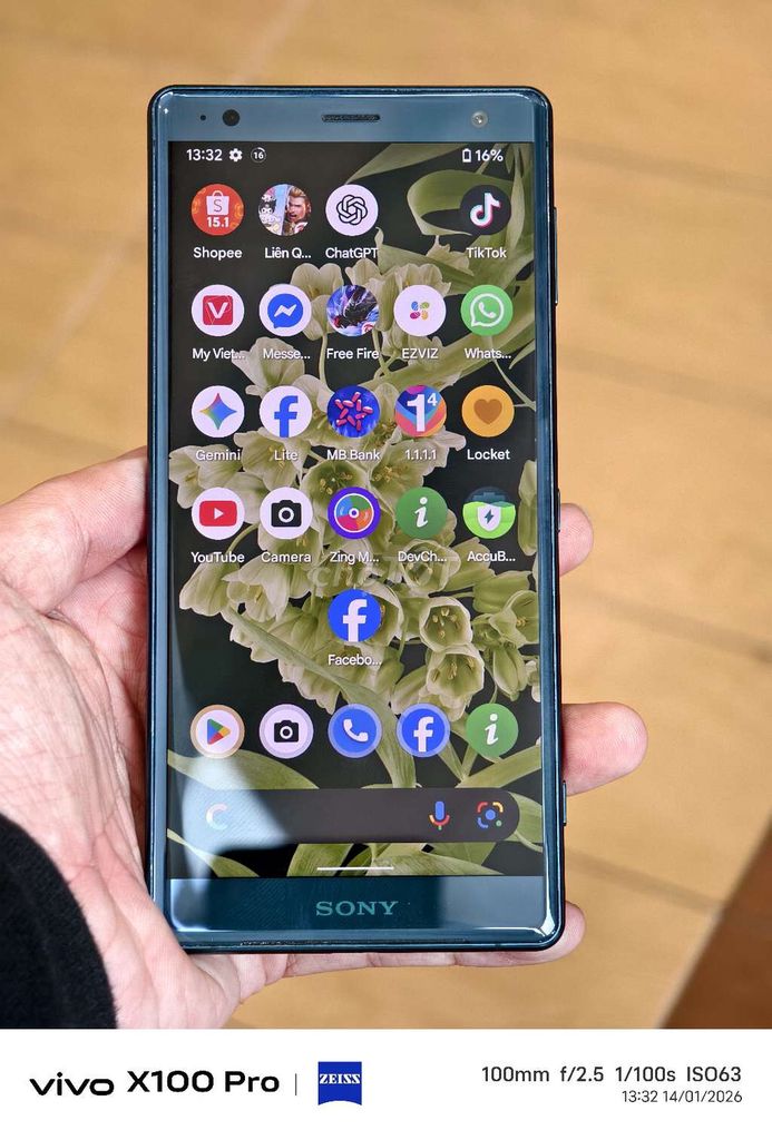 Sony Xperia XZ2 64GB Xanh. Mua bán Điện thoại tại Quận 12 Tp Hồ Chí Minh được đăng bởi Vũ Linh Nguyễn hình 1