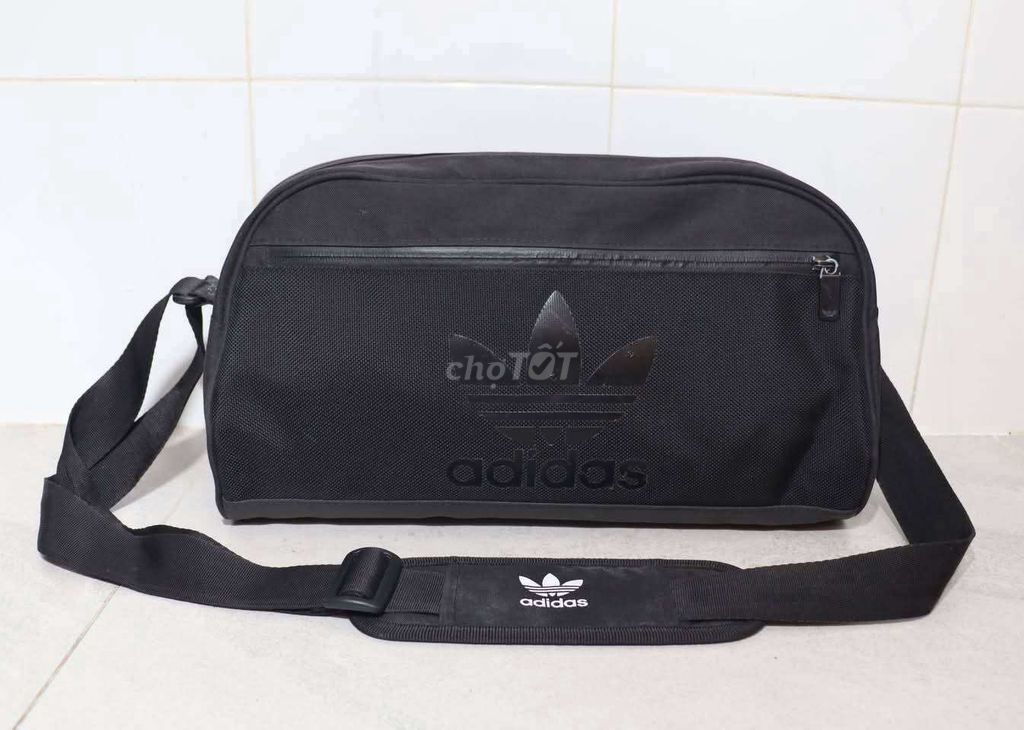 Túi đeo chéo Adidas . Mua bán Túi xách tại undefined Tp Hồ Chí Minh được đăng bởi Hnqa hình 1