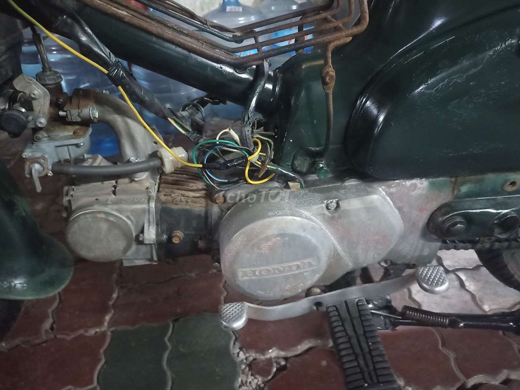 Honda Cub 81 50 học sinh zin đẹp máy êm giấy TPHCM. Mua bán Xe máy tại Quận 10 Tp Hồ Chí Minh được đăng bởi văn phúc  hình 3