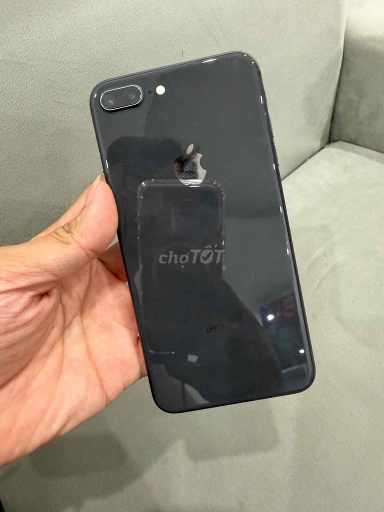 Apple iPhone 8 Plus 64GB Đen 100% zin đét. Mua bán Điện thoại tại Quận Đống Đa Hà Nội được đăng bởi Ng Hoang Anh hình 1