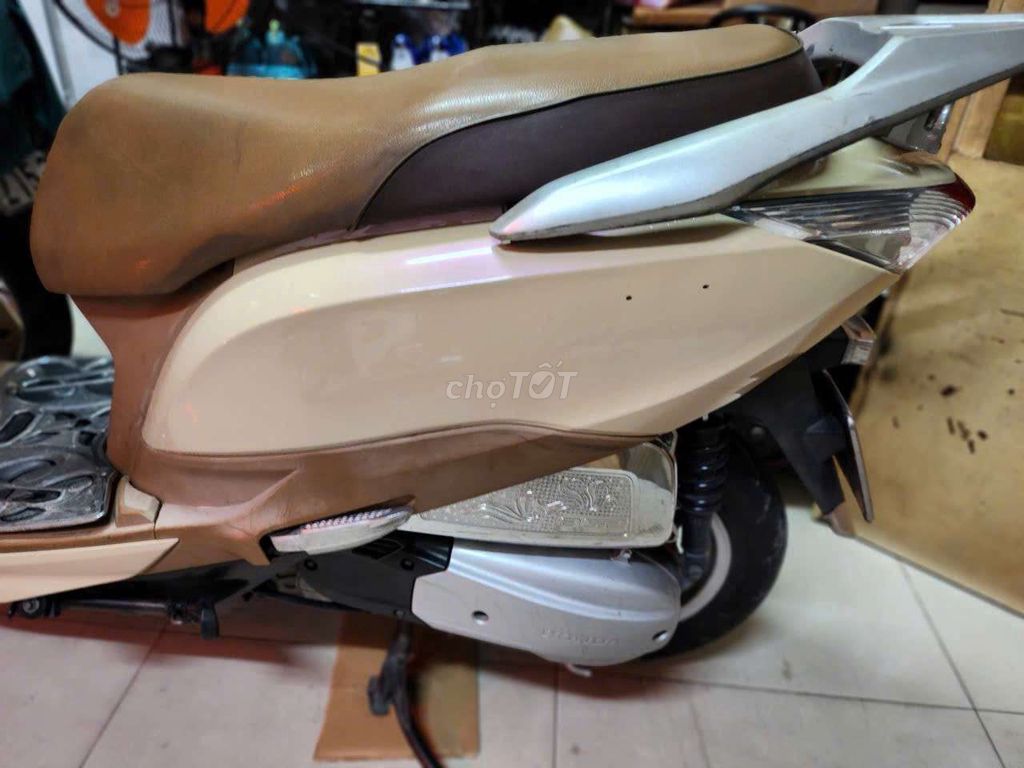 Honda Lead 2014, песочный