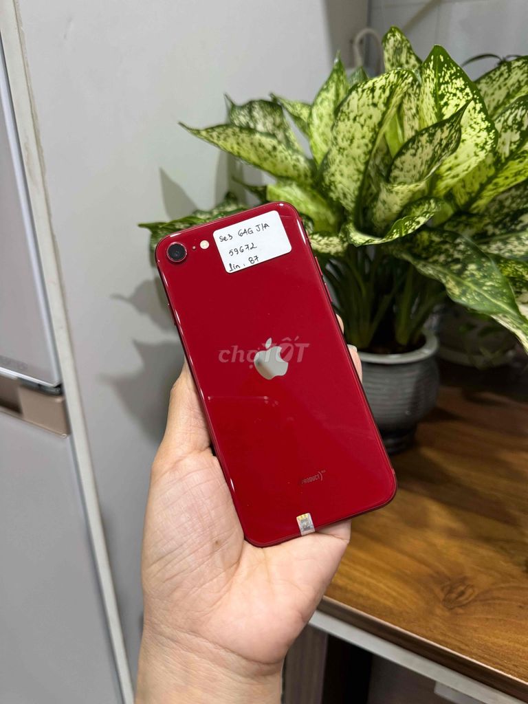 iPhone SE 3 64GB Quốc tế Đỏ P84 Zin Ốc Đẹp 99. Mua bán Điện thoại tại Huyện Hóc Môn Tp Hồ Chí Minh được đăng bởi Thu hình 1