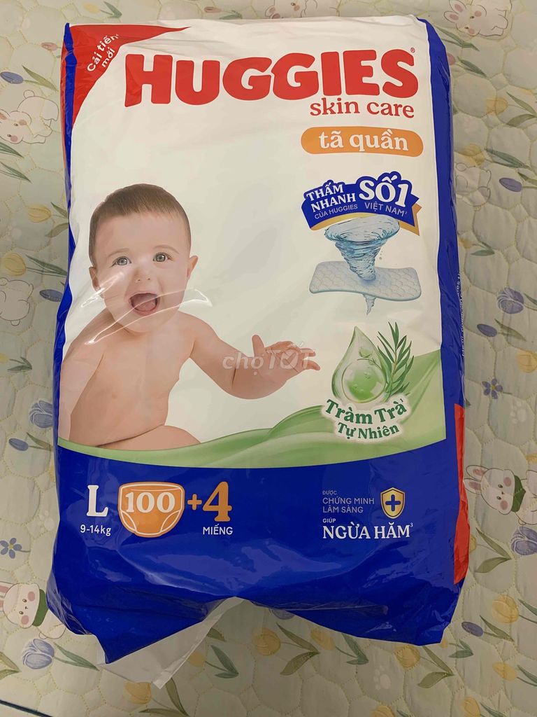 Tã quần Huggies Skin Care size L. Mua bán Mẹ và bé tại Quận 6 Tp Hồ Chí Minh được đăng bởi Phạm Mai Nhật Tú hình 1