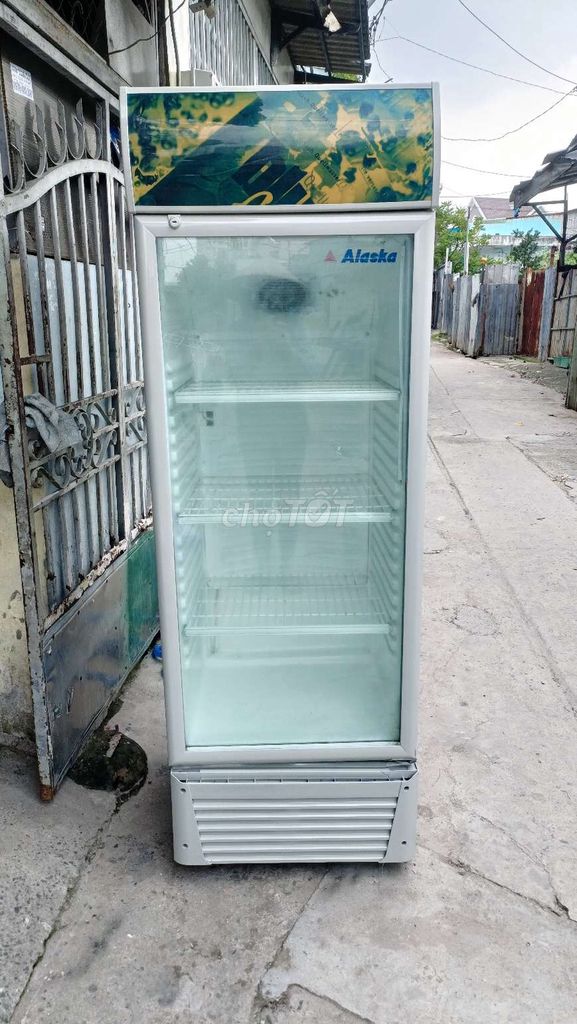 Tủ mát Alaska 350lít sử dụng tốt.