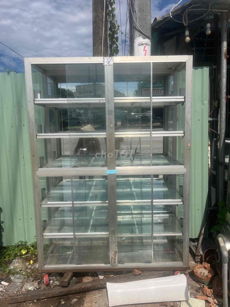 Tủ trưng bày nhôm kính 1.7x2.1x0.5m. Mua bán Tủ, kệ gia đình tại Quận Cái Răng Cần Thơ được đăng bởi Đồ củ minh trí hình 1