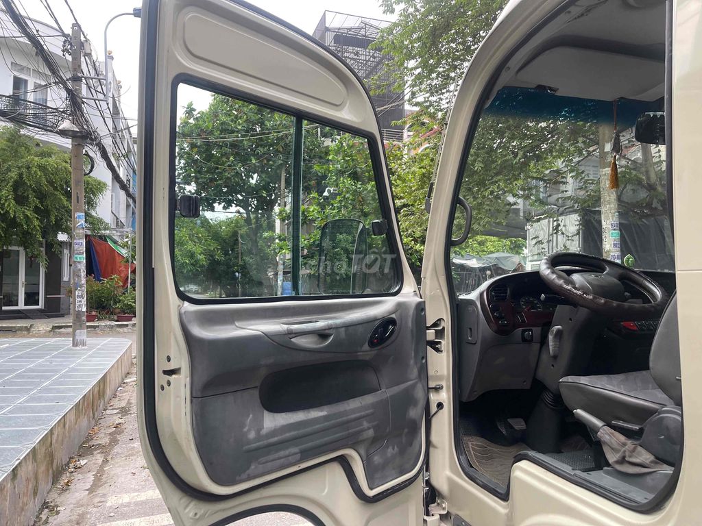 huynhdsi caoty limousine 29 chỗ đời 2011. Mua bán Ô tô tại Quận Bình Tân Tp Hồ Chí Minh được đăng bởi Hậu hình 4