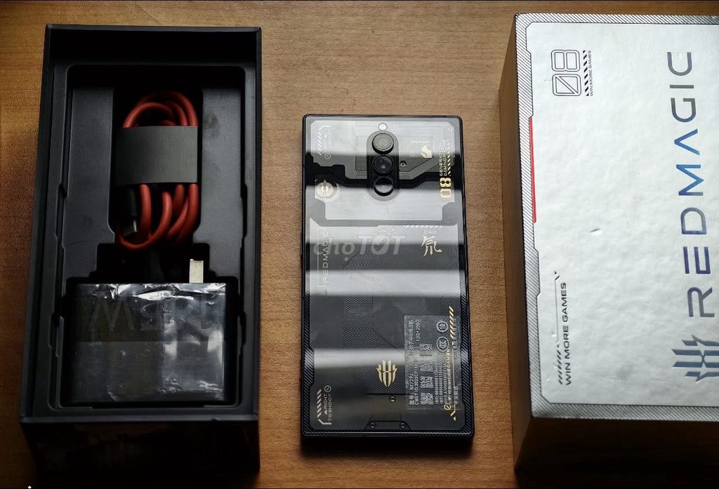 RedMagic 8 Pro plus Đen trong. Mua bán Điện thoại tại Quận Hoàng Mai Hà Nội được đăng bởi Pham Hieu hình 1