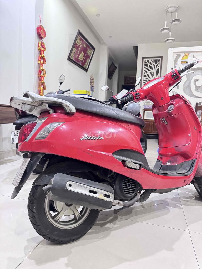 SYM Attila Xe tay ga màu Đỏ