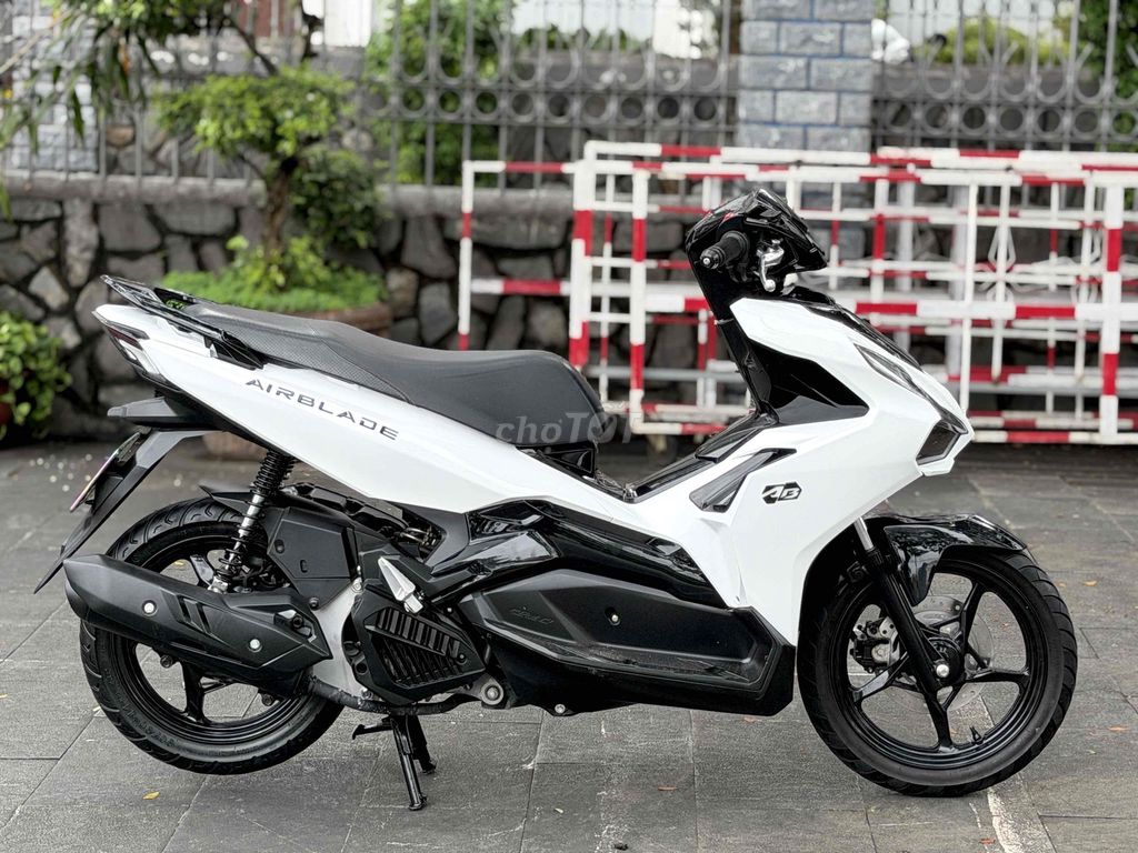 ❤️AB 2021 SMK TRẮNG SPORTY BSTP CHÍNH CHỦ CÓ GÓP