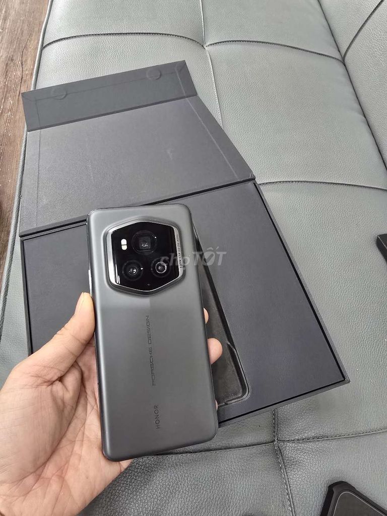 Honor Magic 6 Porche RSR 24GB/1TB Đen. Mua bán Điện thoại tại Thành phố Buôn Ma Thuột Đắk Lắk được đăng bởi MNmobile hình 1