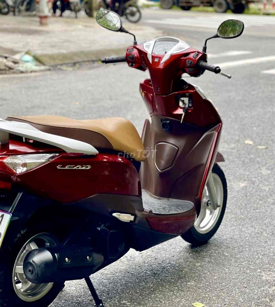 Lead đỏ đô 2014 biển số 43. Đc 107 khúc hạo. Mua bán Xe máy tại Quận Sơn Trà Đà Nẵng được đăng bởi Anh Thành hình 4