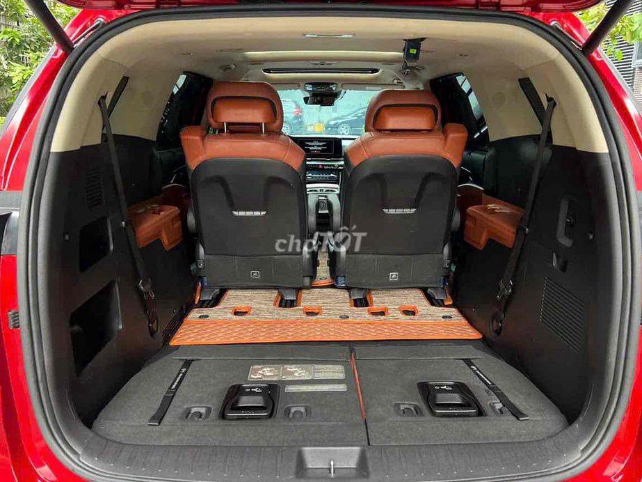 KIA Carnival 2022 2.2D Signature 64.000 km. Mua bán Ô tô tại Quận Gò Vấp Tp Hồ Chí Minh được đăng bởi Ca Thị Thanh Huệ hình 5