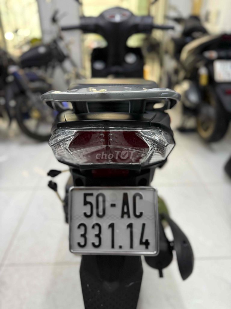 SYM Shark 50cc lướt 4 ngàn km chính chủ