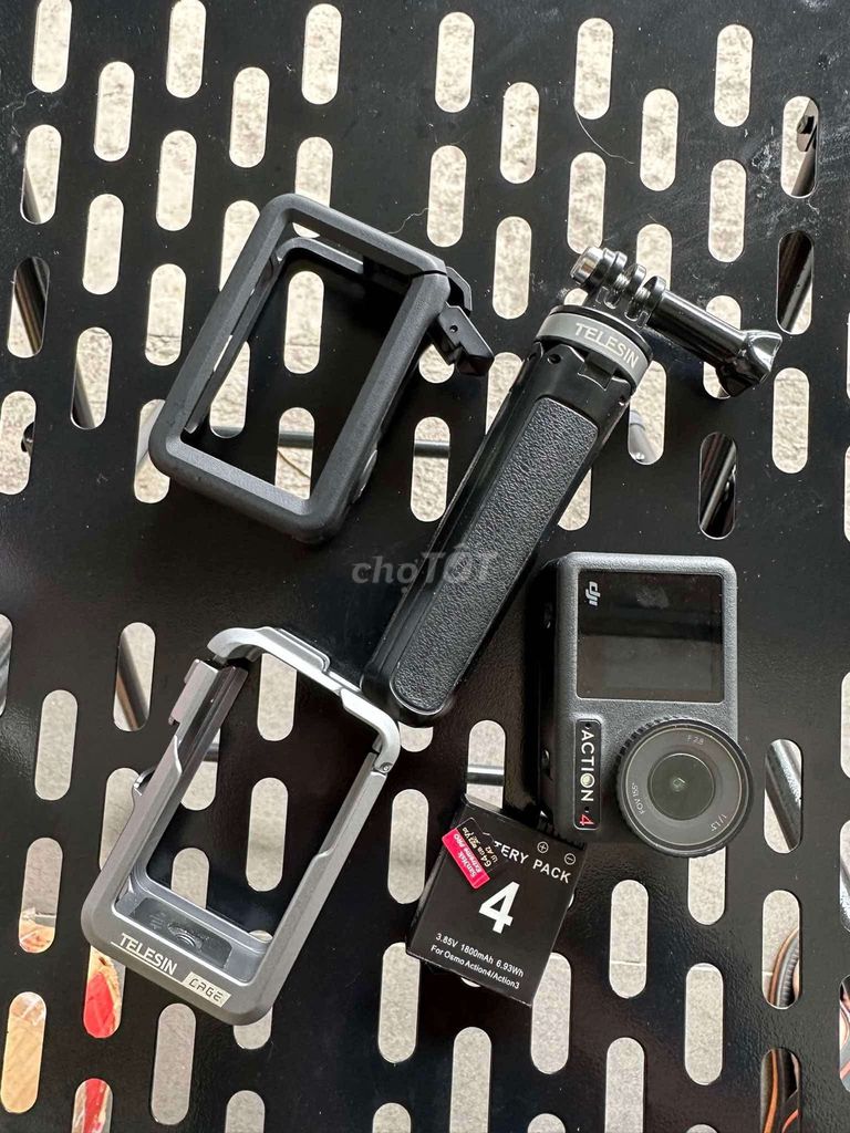 Máy ảnh DJI Osmo Action 4 Đen 64GB. Mua bán Máy ảnh, Máy quay tại Quận Bình Tân Tp Hồ Chí Minh được đăng bởi Nguyễn Chương hình 1