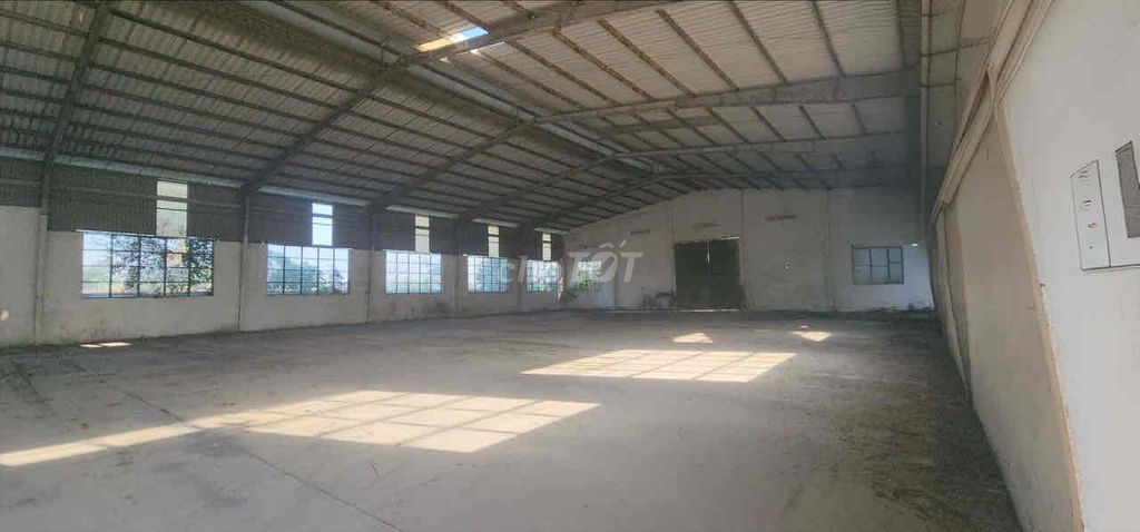 cho thuê 1.500m2-5.000m2 có PCCC thẩm duyệt giá 50k/m2 Tam Phước