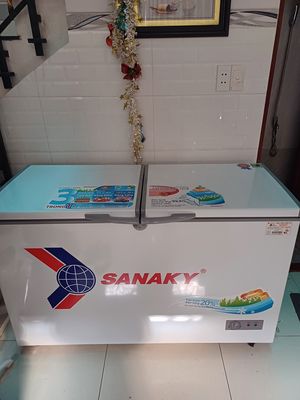 Tủ đông INVERTER SANAKY 305L, Mới 99%, Còn BH. Mua bán Tủ lạnh tại Quận 7 Tp Hồ Chí Minh được đăng bởi Lê Trí Công