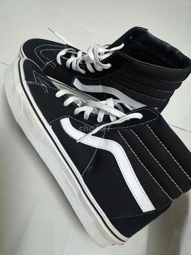 Giày thể thao Vans Old Skool Đen. Mua bán Giày dép tại Quận Bình Thuỷ Cần Thơ được đăng bởi Nhân hình 1