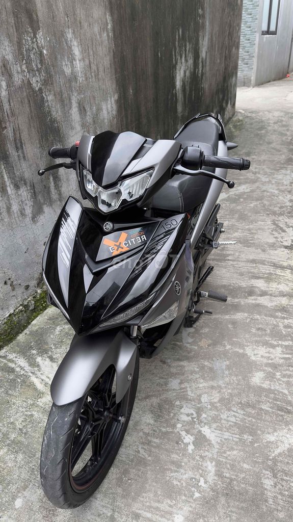Yamaha Exciter 150 Xám đen. Mua bán Xe máy tại Thành phố Vinh Nghệ An được đăng bởi cửa hàng xe máy hồng sáng hình 1