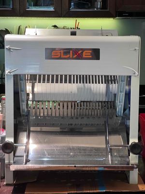 Bán máy cắt bánh mì Slixe - Đài Loan