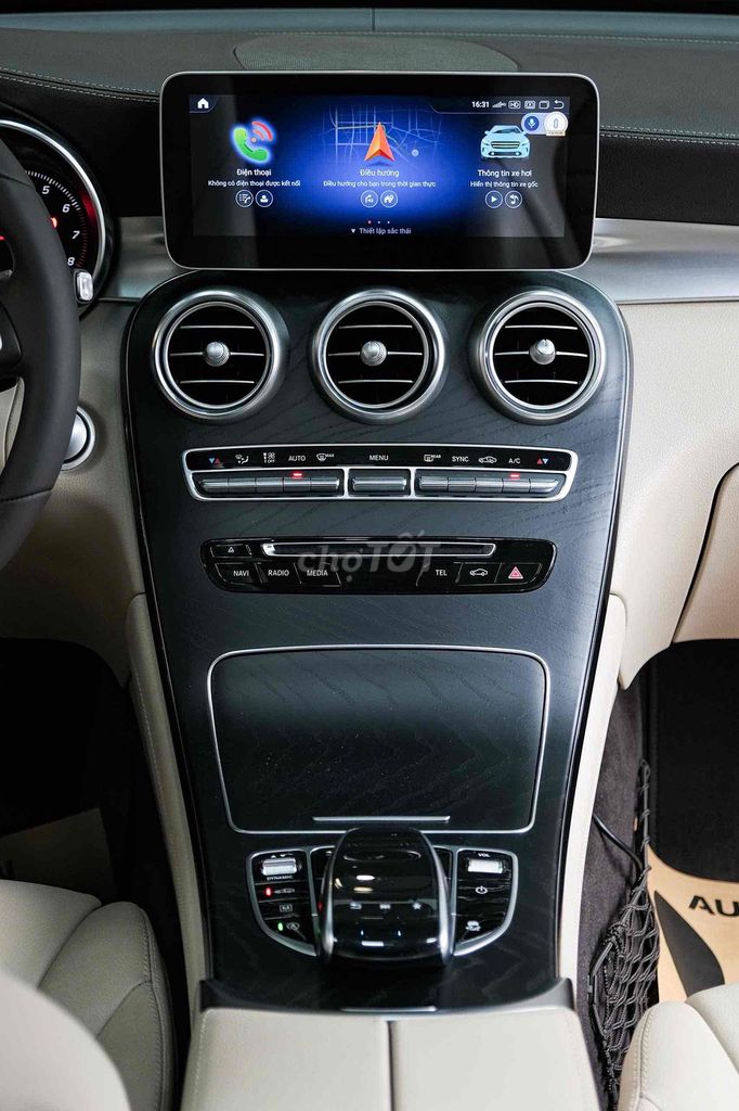 Mercedes GLC 300 4Matic 2019 - 61000 km. Mua bán Ô tô tại Quận 7 Tp Hồ Chí Minh được đăng bởi Quý Auto Nam Sài Gòn hình 12