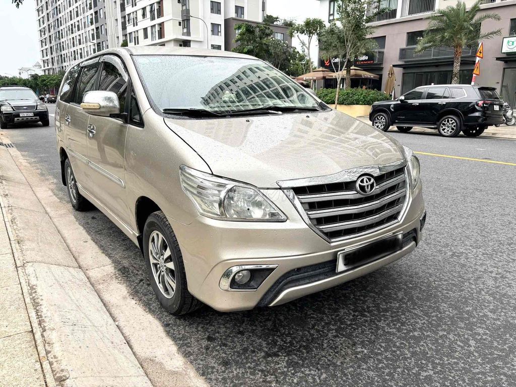 Toyota Innova 2015 E - còn tốt, 130k km